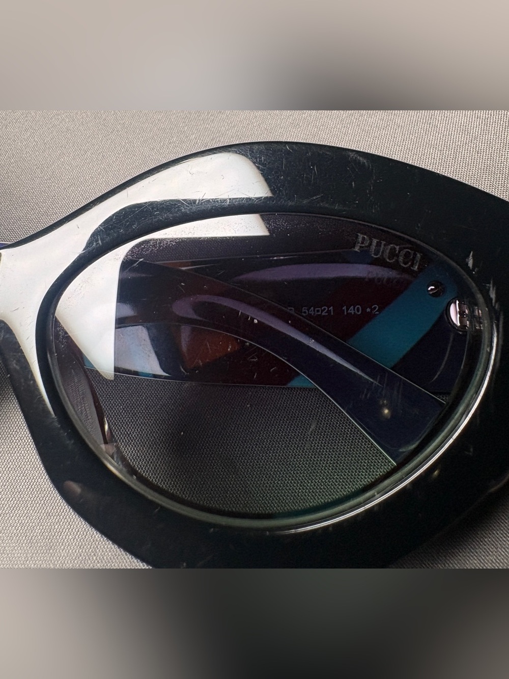 Emilio Pucci Black Cat-Eye Sunglasses with Multicolor Temples - Picture 6 of 10